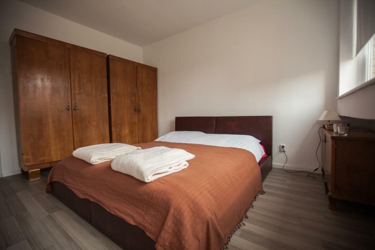 Riverview Apartment Eszék Kültér fotó